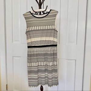 LOFT sleeveless geo print dress, size small